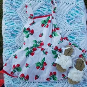 Cute strawberry sundress 🍓